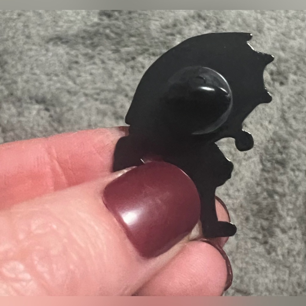 $3 HALLOWEEN PIN BROOCH. NEW. $3 IF BUNDLED - Picture 3 of 6